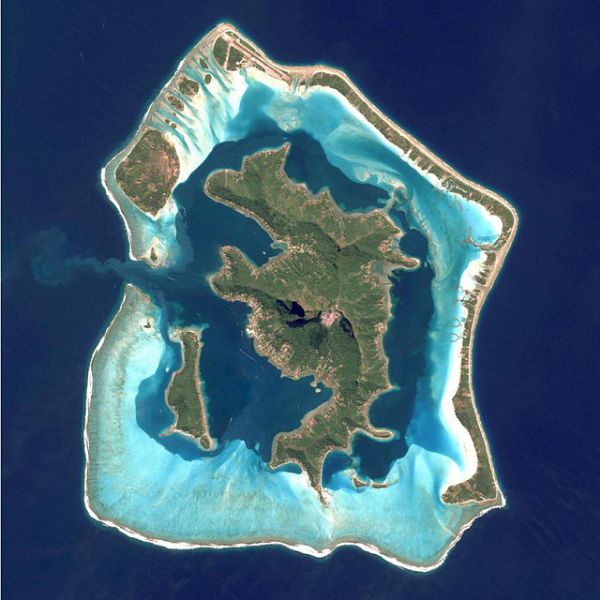 Острова Бора-бора. KazEOSat-1. 2015 год.