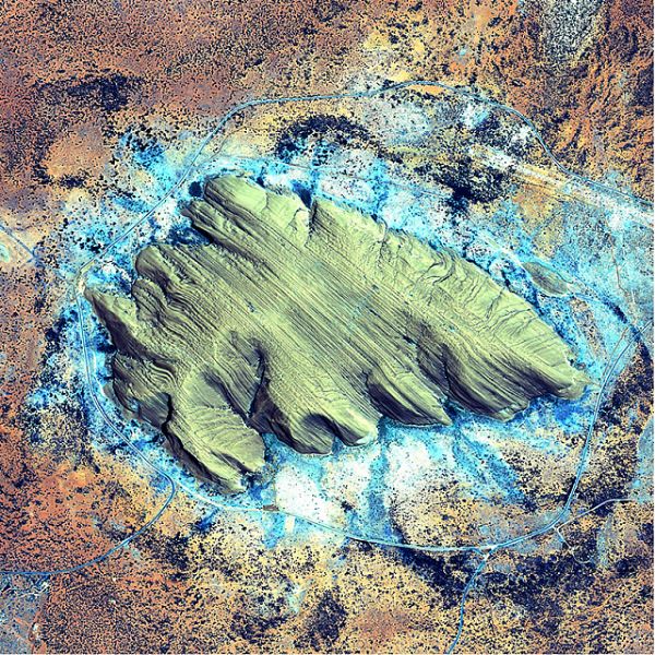 Скала Улуру(Австралия). KazEOSat-2. 2015 г.